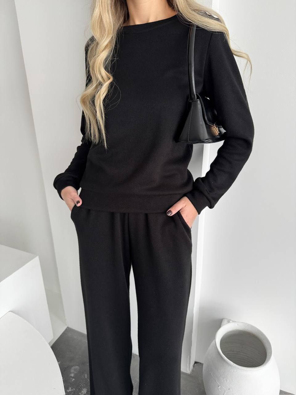 Knitted suit with wide pants two-piece suit